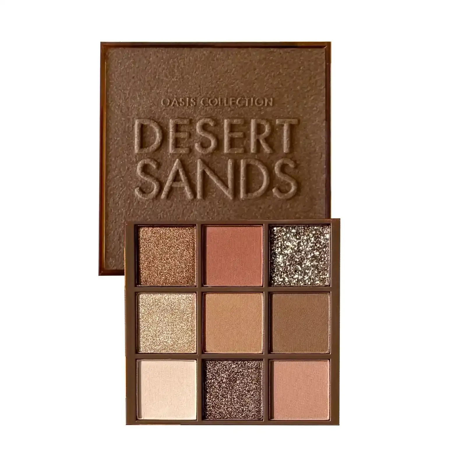 FARMASİ Oasis Collection Desert Sands Far PaletiÜrün Kodu 1002485 Çölden ilham alan bir deneyim! Işıltılı ve çok yönlü formülüyle kendinizi akışa bırakın. Mat, ışıltılı ve simli tonları sayesinde büyüleyici görünümler yaratmanıza yardımcı olur. Çöl kumunun farklı tonlarından ilham alan dokuz renkten oluşur.